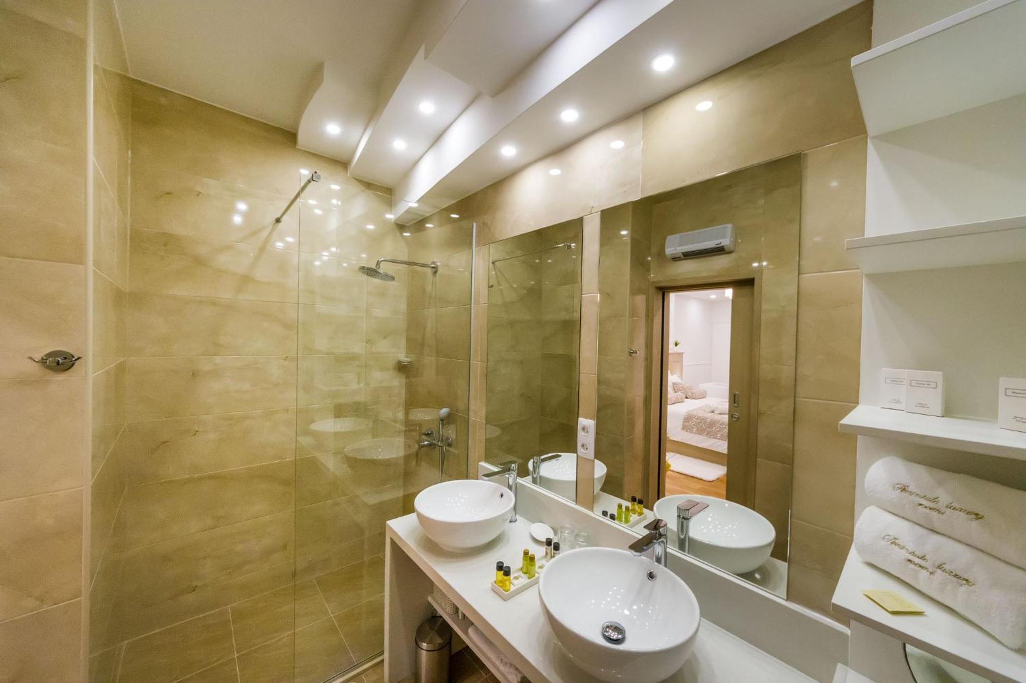 Peninsula Luxury Suite Zadar Eksteriør billede